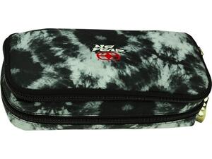 Κασετίνα οβάλ BMU No Fear Tie Dye Black and White 347-96141 - Ανακαλύψτε επώνυμες Κασετίνες κορυφαίων brands και συνδύασέ τες με τις αγαπημένες σου Σχολικές Τσάντες από το Oikonomou-Shop.gr.